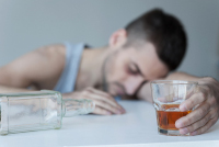 Признаки алкоголизма у мужчины