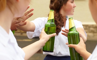 Особенности подросткового алкоголизма - Угодие 
