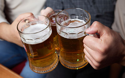 Почему алкоголики пьют после капельницы - клиника Угодие